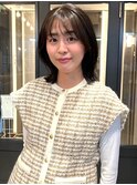 外ハネミディアム　顔周りカット　小顔カット　くびれヘア　艶感