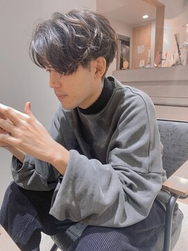 エミイ 鎌倉(eMii.) 髪質改善20代、30代、40代　メンズくせ毛活かし