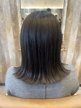 アトム(ATOM) 【切りっぱなし外はねロブ】