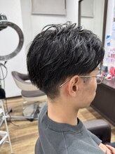 ヘアースペースバリエーションプラスワン(HairSpace Variation plus 1) 毛流れショート