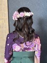 シークエストアンドシプラス(C/QUEST&C-plus)&nbsp;袴　ヘアセット　卒業式　ハーフアップ　辻堂