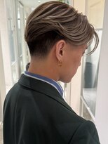 アンサー 渋谷(ANSWER)&nbsp;メンズバレイヤージュカラーハイライト刈り上げセンターパート