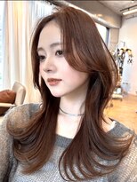 エインアンリー 明治神宮前(AIN.ANLY.)&nbsp;くびれロング透明感アッシュベージュ大人ヘアフェミニンロング