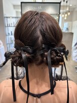 ケーオーエスビューティー(K O S beauty)&nbsp;ツインお団子ヘア