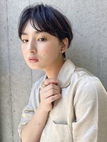 ラダ(Lada)&nbsp;【LadA 城本英恵】 大人なスッキリショートスタイル