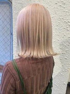 マジコ 原宿(Magico) ベージュ/ダブルカラー/ケアブリーチ/髪質改善/原宿