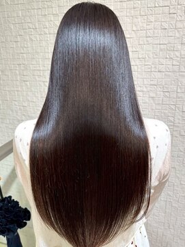 ビューティシモ 所沢(Beautissimo) 艶ストレート ダークブラウン 髪質改善 ロングヘア 20代