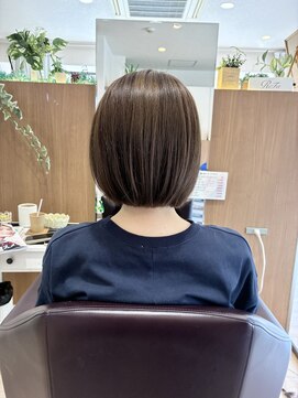 エル バイ ファースト(L by first) 【L by first】切りっぱなし内巻きボブ　10代/20代/30代/40代/