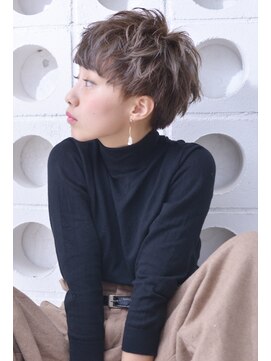 バズ ヘアーメイク(buzz Hair make) [buzz-Hair make] ショート（シルバーアッシュ・ミルクティ）