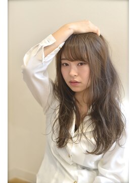 ルレ(Relais) とろみグレージュ×くせ毛風ふわミディ