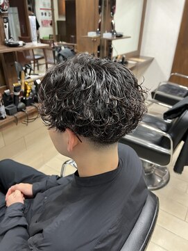 グルーマーズトウキョウ(GROOMER/S TOKYO) 【GROOMER/S 佐藤】 波巻きスパイラルパーマ スペインカール