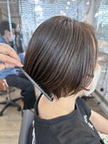 ヘアーリゾートガーデンバイトロント 船橋法典店(Hair Resort Garden by Toronto) 白髪ぼかしハイライト×ショートボブ 【船橋、西船橋、塚田】