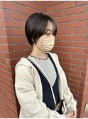【小顔に見せるカット】乾かすだけで決まるショート