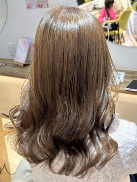 ラビスモア(Lovis moa) ブラウンベージュ