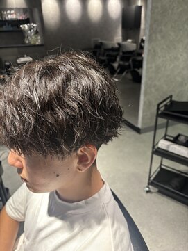 スタッド 松戸(stud. Men‘s) 波巻きスパイラル