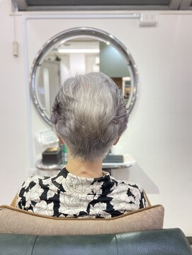 ビィーワンイースト(Be 1 EAST) ナチュラルパーマ