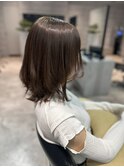外ハネミディ×リタッチ縮毛矯正×ナチュラルブラウン