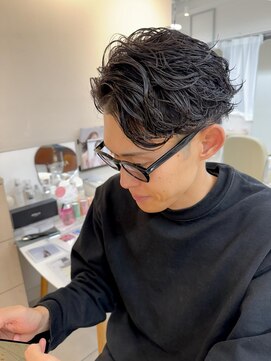 テトラ バイ ネオリーブ 横浜西口店(tetra by neolive) 横浜★センターパーマのフェザーパーマ