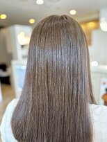 アドラーブル はなみずき店(adorable)&nbsp;20代30代トリートメント髪質改善透明感ロング夏カラー秋カラー