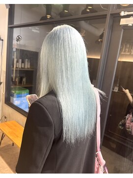 エイト 池袋店(EIGHT ikebukuro) 水色カラー