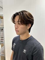 ビューバイネオリーブ 用賀店(Beau'r by neolive) ブルーブラックフェザーパーマ刈り上げセンターパート《用賀》