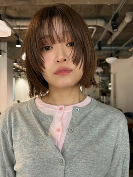 ダンボ(DUMBO) 【kacho】マッシュボブ ベージュカラー