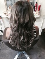 リアリス フレーゼ(Realis Fleuze)&nbsp;【Realis Fleuze】グラデーション×エクステ編み込み