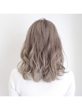 デコヘアーフラッペ(DECO HAIR frappe) ハイトーンベージュ