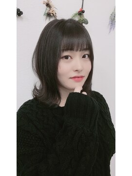 ジール(Zeal) 20代30代40代◎小顔お手入れ時短セミディ