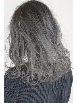 ラフィスヘアードープ 新宿店(La fith hair dope) 【La fith】 グレージュグラデーション×ミディアムスタイル