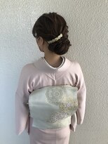 パリスパート2&nbsp;訪問着 柔らか ゆるふわ シニヨン ヘアアレンジ