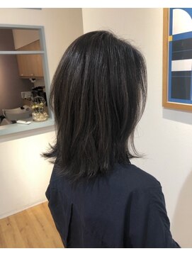 パルテ(parte) ふんわり外ハネ×透明感グレーカラー♪