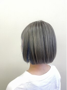 優しい時間の写真/いち押しの縮毛矯正を今だけの特別価格で♪【髪質改善】ドクタートリートメント+縮毛矯正+カット