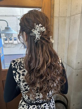 ラグズ 茅ヶ崎(LAGUZ) 【ヘアセット】 ロングハーフアレンジ♪