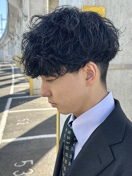 ニアウ 太田店(Niau) メンズマッシュメンズパーマツイストスパイラルパーマ眉毛太田