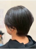 30代40代50代黒髪小顔レイヤー美シルエット奥行きショート