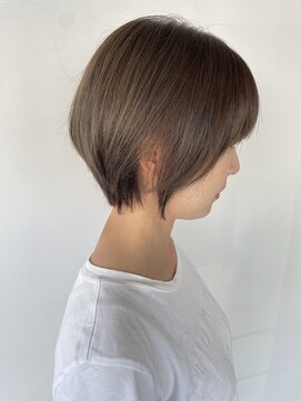 ヘアデザイン アンジェロ(Hair Design Angelo) 丸みショート/耳かけショート／20代／30代／40代