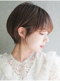 大人可愛い20代30代40代黒髪前下がりひし形小顔ボブ丸みショート