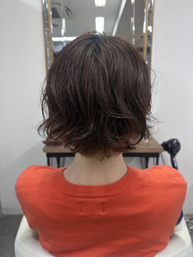 ノイ(Noy) ショートパーマ