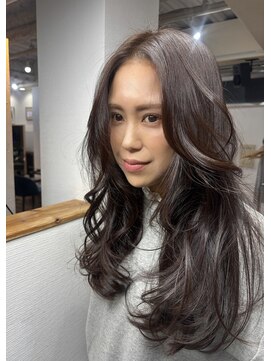 キーゴ 博多(KY-GO.) 40歳でもかわいく見えるロングのレイヤーカット