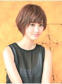 大人可愛いトップふんわり小顔ショート