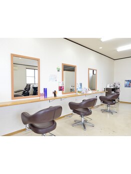 【大型店が苦手なあなたへ◇】いつも笑顔あふれる、丁寧なおもてなしが嬉しい☆ホッと落ち着けるひと時を―