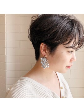 クロム バイ リエット(Chlom by Lietto) Chlom☆新宿 ハイライトベージュイルミナカラーハンサムショート