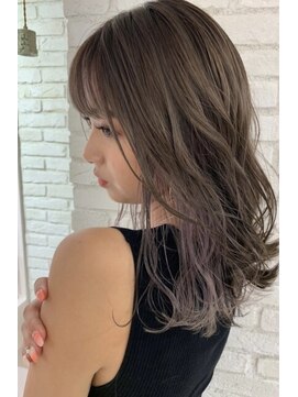 ロンドルーチェ 心斎橋(Lond luce) ダークアッシュ/ミディアムレイヤーカット［髪質改善/縮毛矯正］