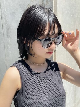 ピークアブー 原宿ハラカド(PEEK-A-BOO) 黒髪ボブくせ毛多毛ロブ外ハネストレートオイル仕上げウェット夏