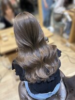 バイオレットジェム(Violet`jem)&nbsp;レイヤーカットミルクティーベージュグレージュアッシュベージュ