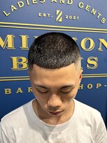 ミリオンバックス 上野(Million Bucks) バズカットイージーパーマ