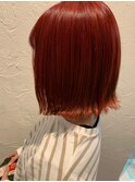 切りっぱなしボブブリーチチェリーレッド