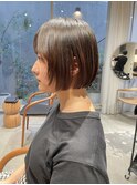 ショートボブ