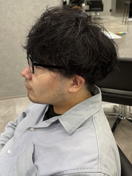 リオールバイニアウ(RE:ALL by Niau) メンズマッシュパーマニュアンスパーマシャドウパーマ刈り上げ